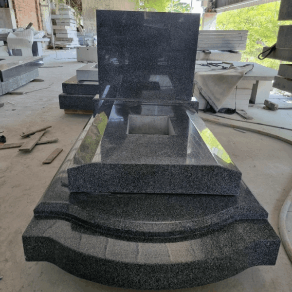 Mộ granite - Mẫu 06