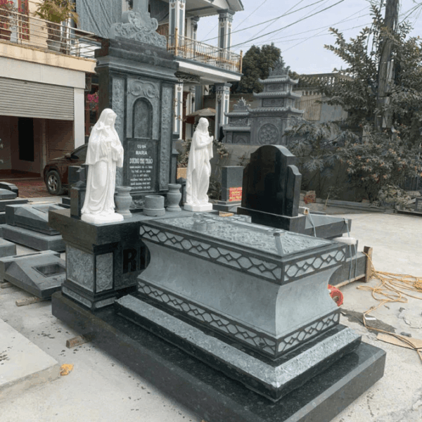 Mộ đá xanh rêu - Mẫu 06