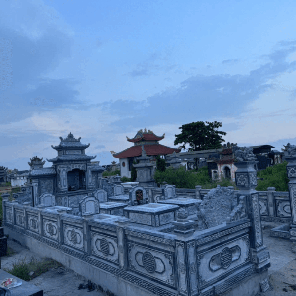 Khuôn viên lăng mộ - Mẫu 19